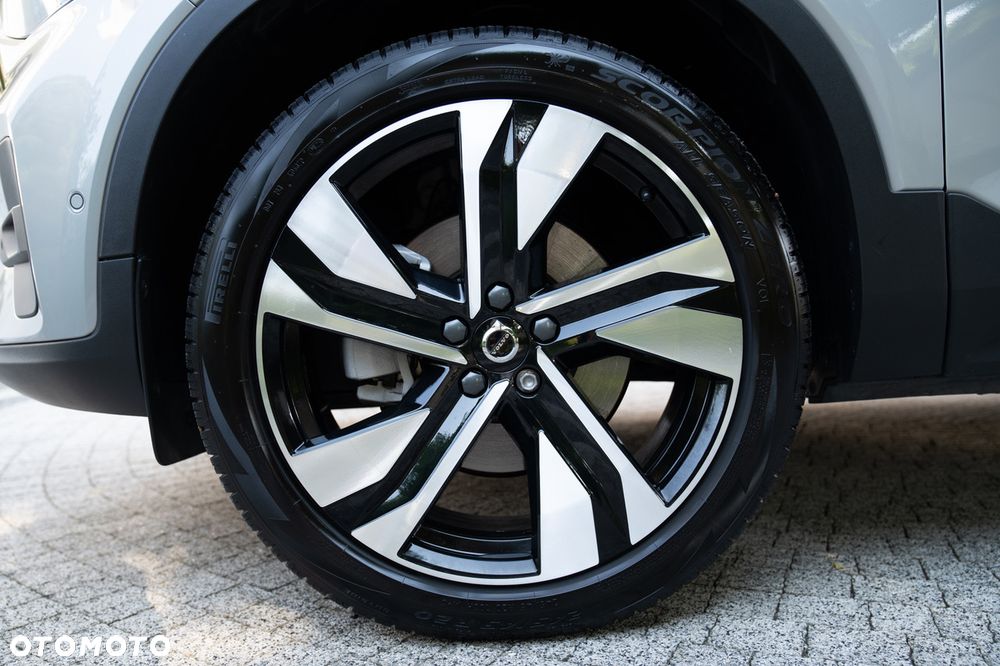 Volvo XC 40 B5 AWD Ultimate Bright - 8