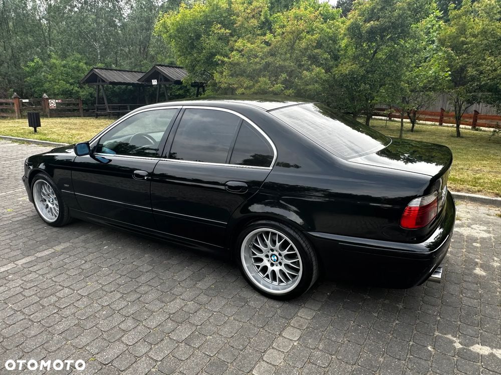 BMW Seria 5 540i - 5