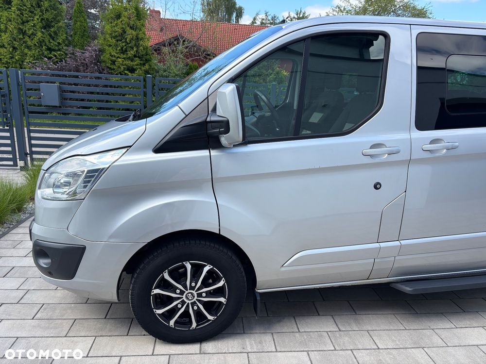 Ford Tourneo Custom 2.0 EcoBlue L2 Titanium - 10