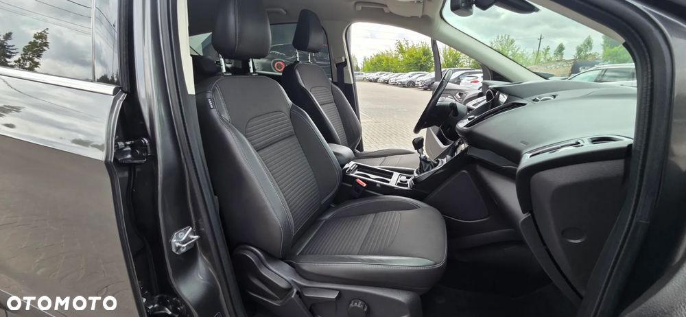 Ford Kuga 1.5 EcoBoost 2x4 Cool & Connect - 38