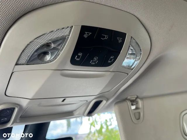 Chrysler Pacifica - 20