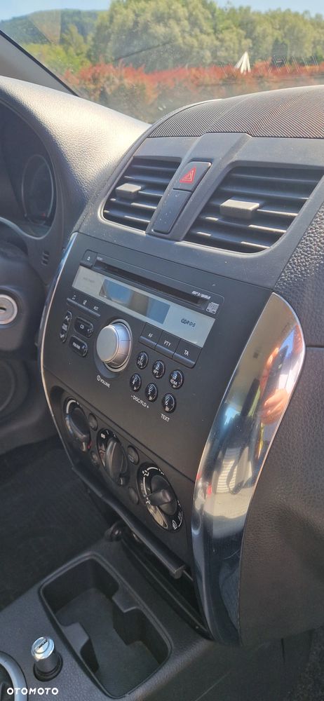 Suzuki SX4 1.6 Comfort 4WD - 8