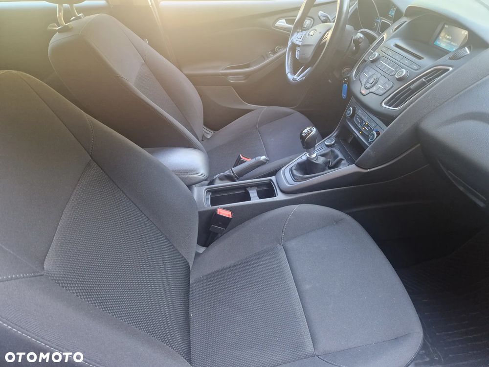 Ford Focus 1.5 TDCi Gold X - 13