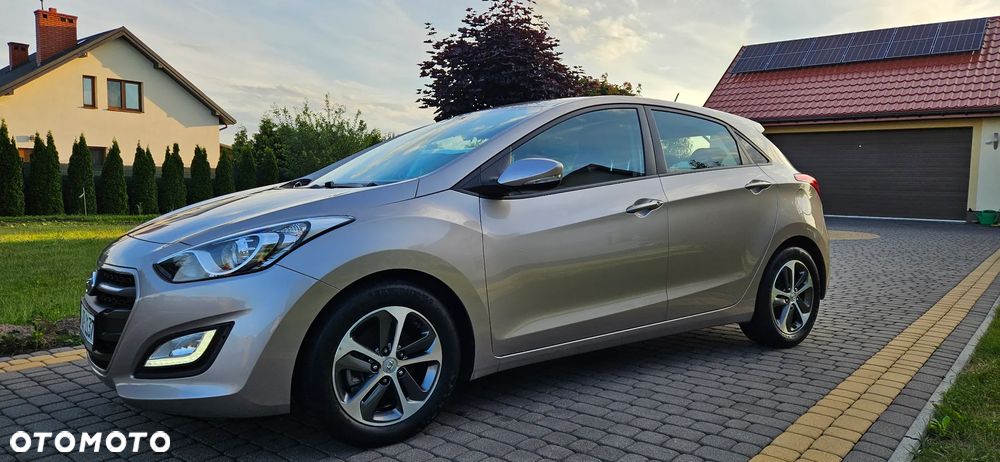Hyundai i30 1.6 CRDi Comfort - 4