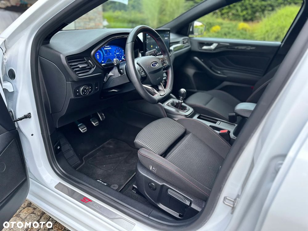 Ford Focus 1.0 EcoBoost ST-Line ASS - 9