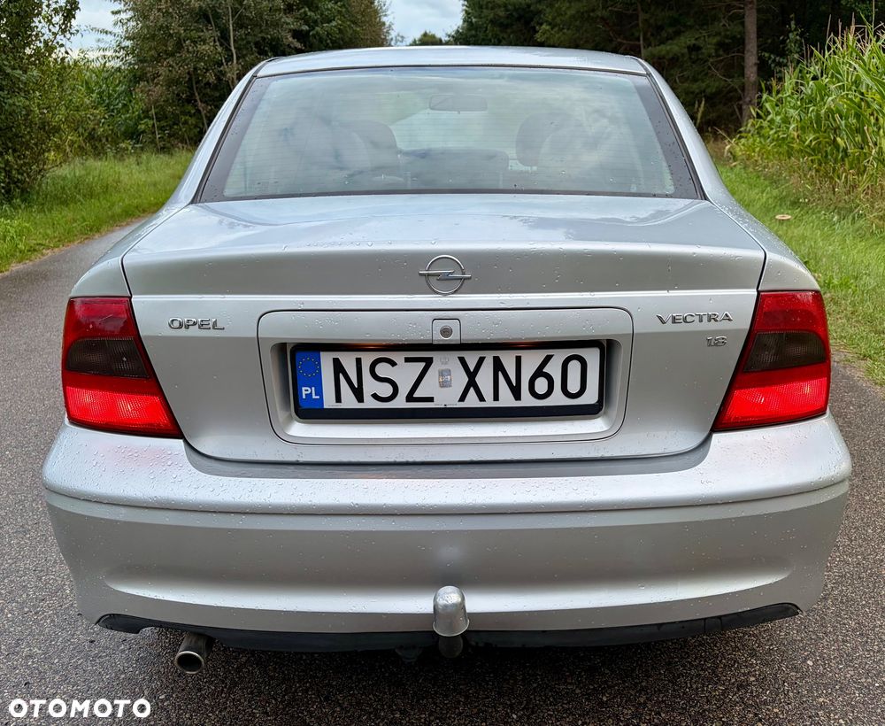 Opel Vectra - 8
