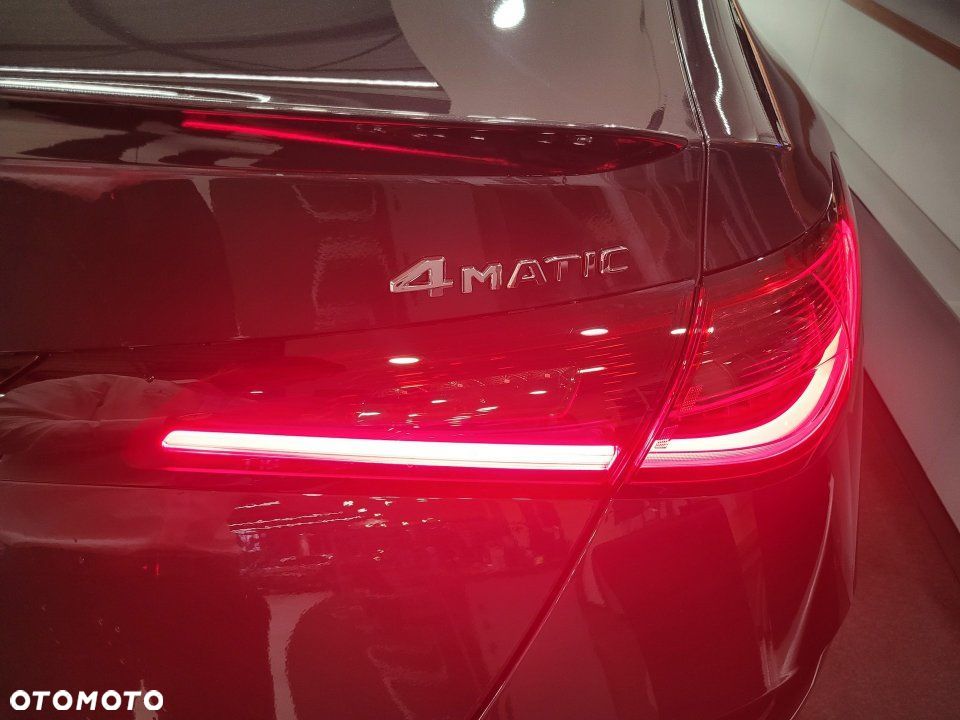 Mercedes-Benz GLC - 9