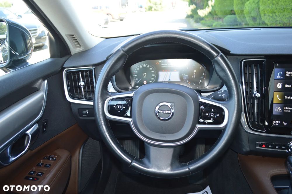 Volvo V90 D3 Momentum - 16