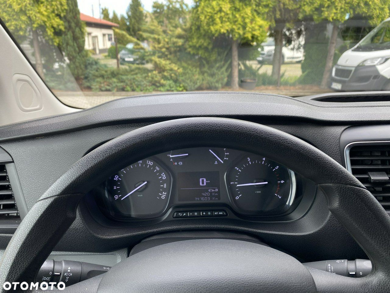 Opel Vivaro - 12