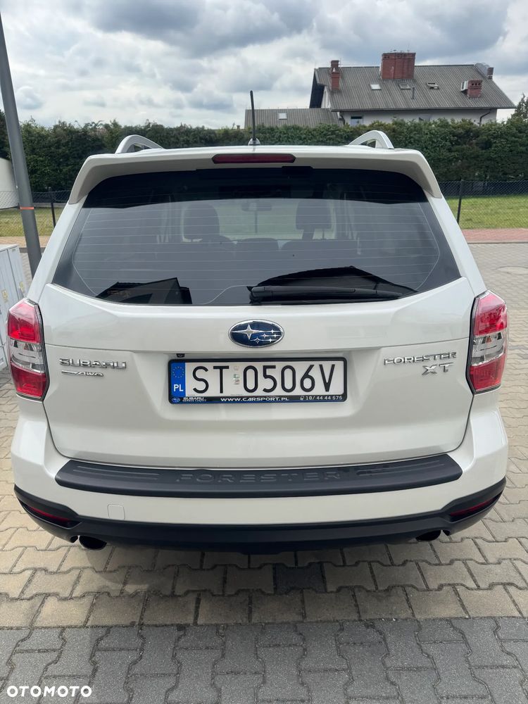 Subaru Forester 2.0XT Comfort Lineartronic - 12