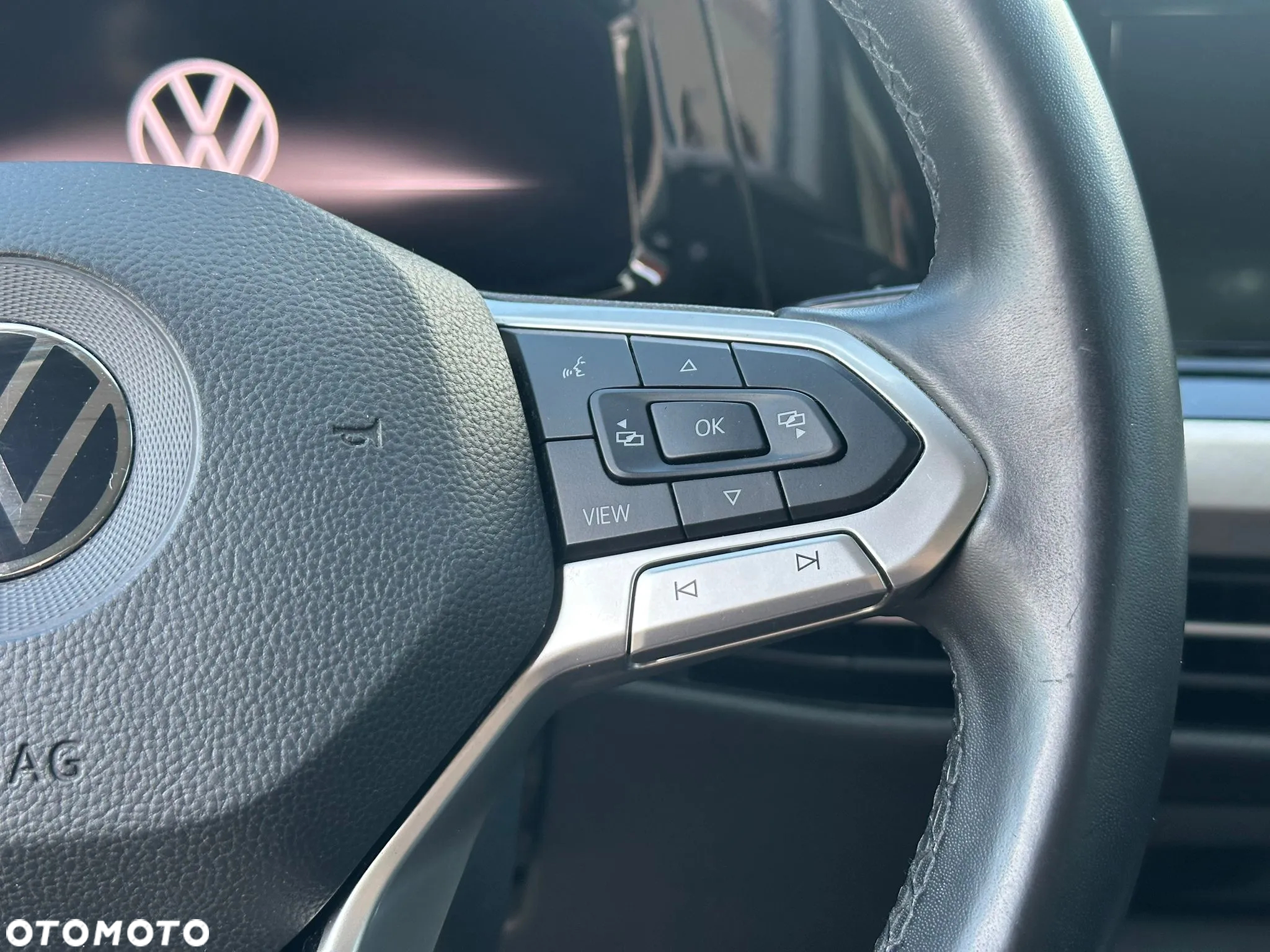 Volkswagen Golf VIII 1.5 TSI EVO Life - 8