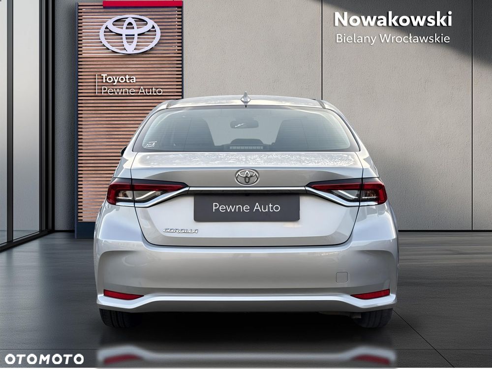 Toyota Corolla 1.6 Comfort - 5