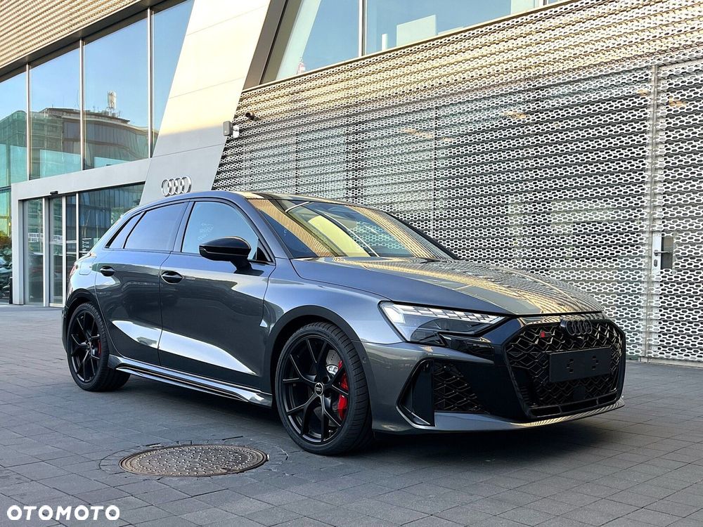 Audi RS3 Sportback - 3