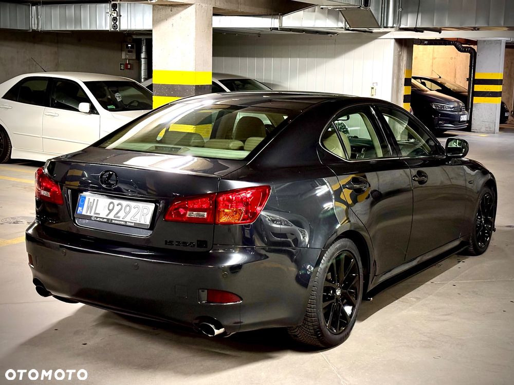 Lexus IS 250 Prestige - 3