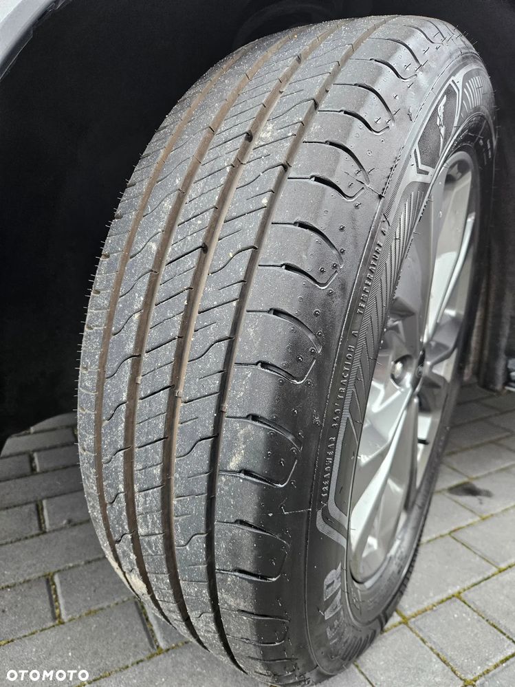Ford Kuga 2.5 FHEV FWD ST-Line - 35