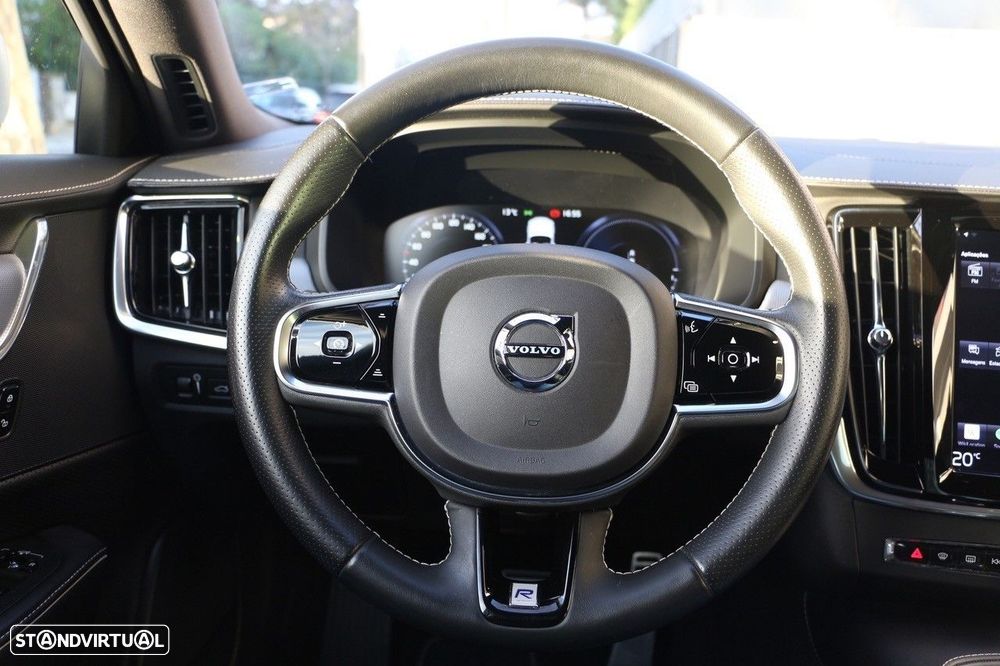 Volvo S90 2.0 T8 R-Design AWD Geartronic - 24