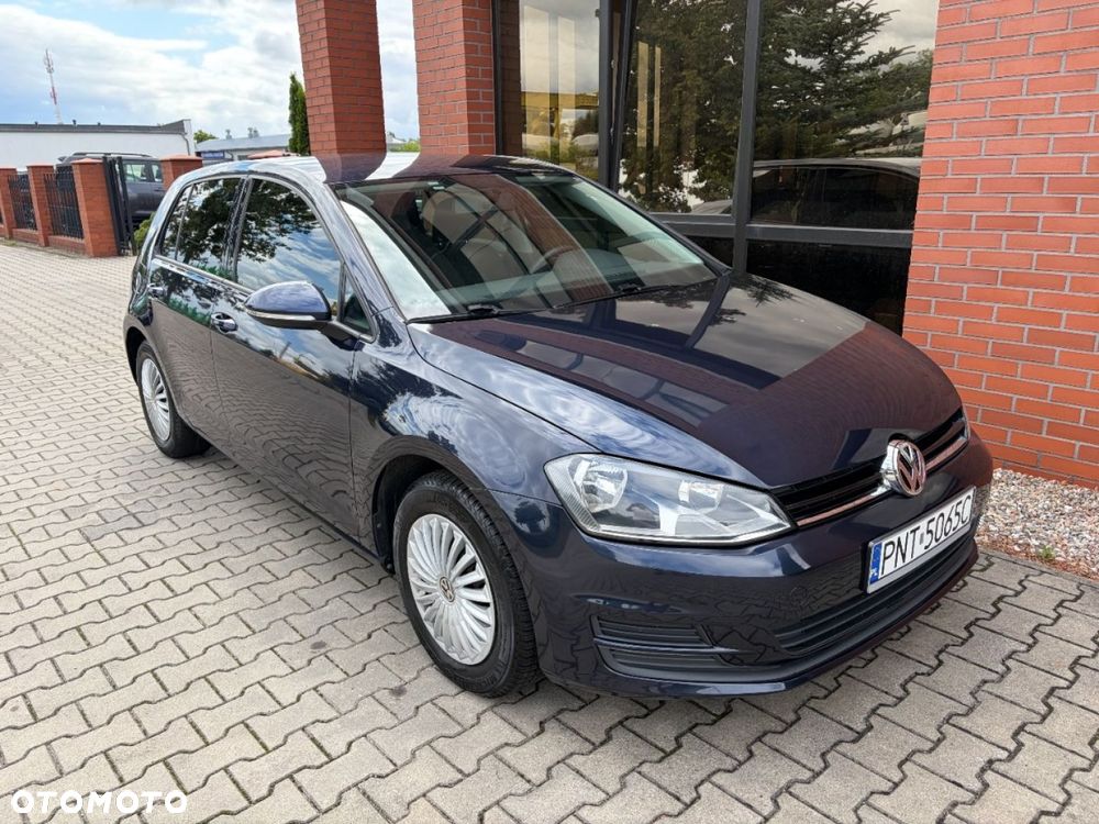 Volkswagen Golf - 2