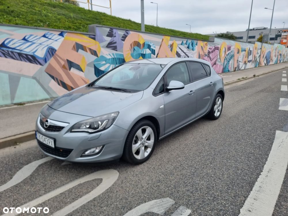 Opel Astra - 1