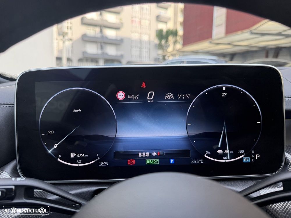 Mercedes-Benz C 300 e T 9G-TRONIC AMG Line — fotografia 30