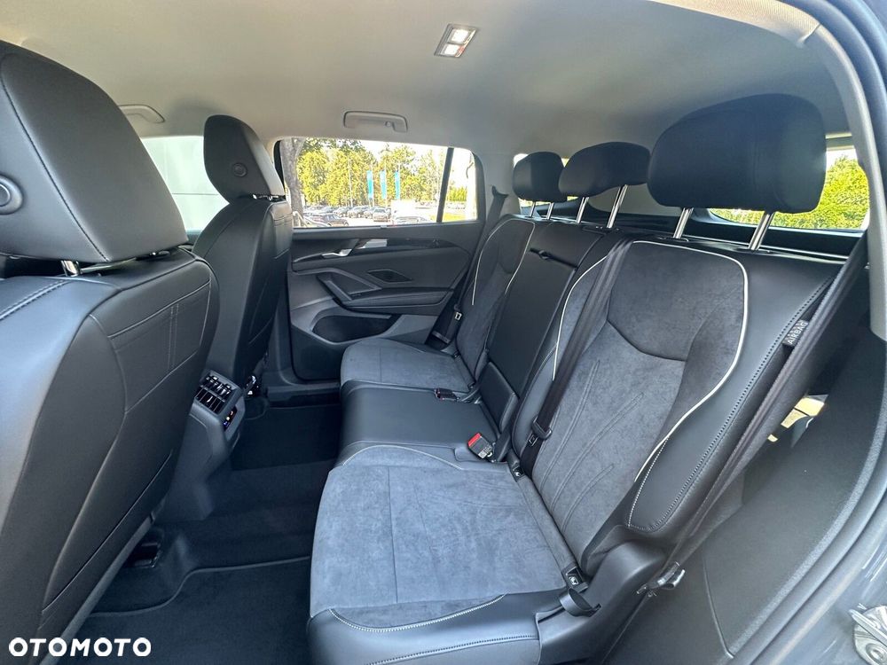 Volkswagen Tayron 2.0 TDI SCR 4Mot Elegance DSG - 26