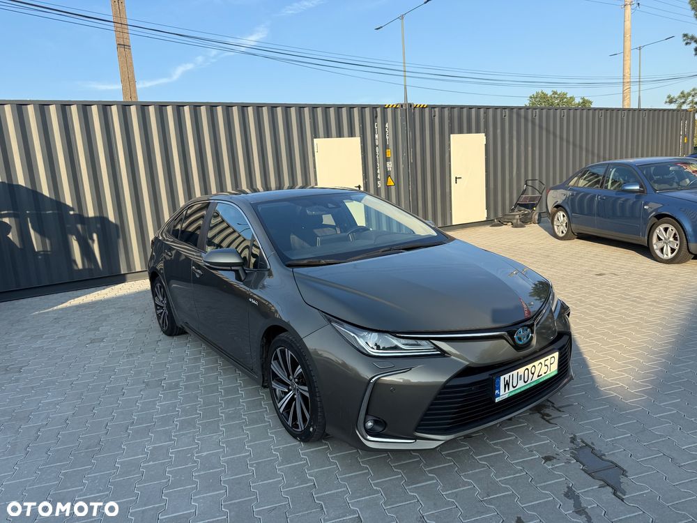 Toyota Corolla - 2