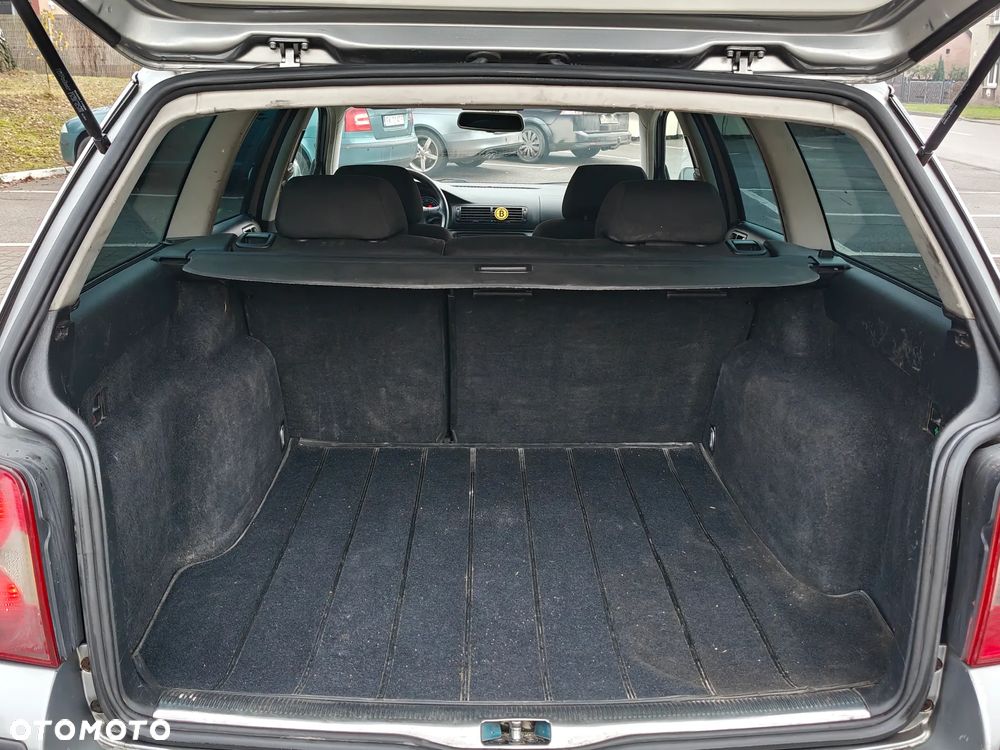 Volkswagen Passat 2.0 Exclusive - 29