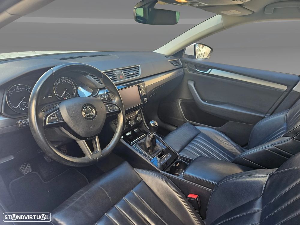 Skoda Superb Break 1.6 TDI Style - 39