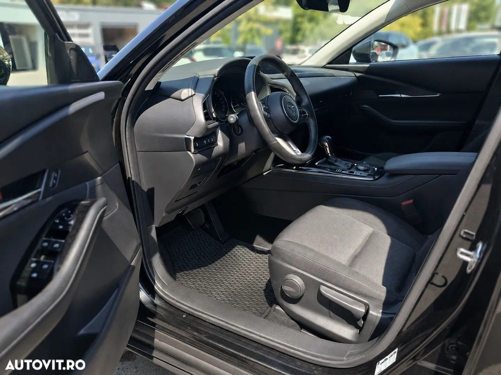 Mazda CX-30 - 11