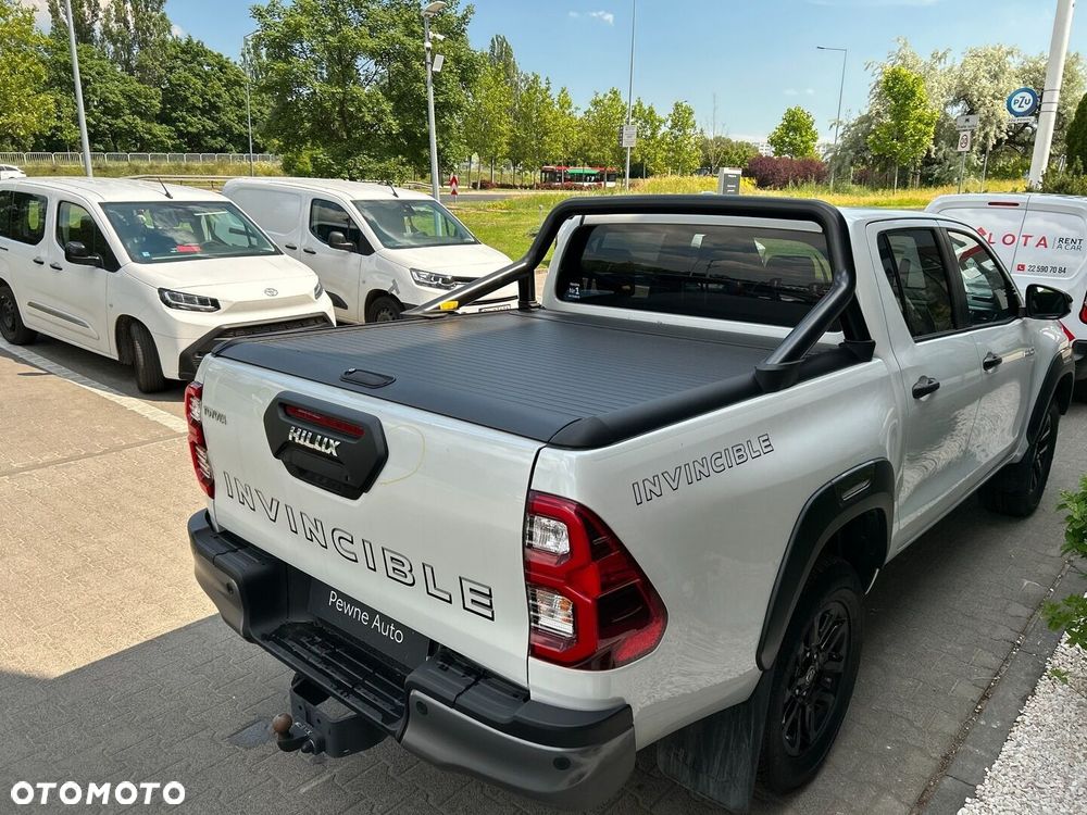 Toyota Hilux 2.8 D-4D mHEV Double Cab Invincible 4x4 - 9