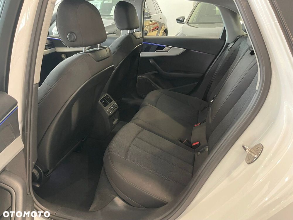 Audi A4 Limousine 35 TFSI mHEV S tronic - 11