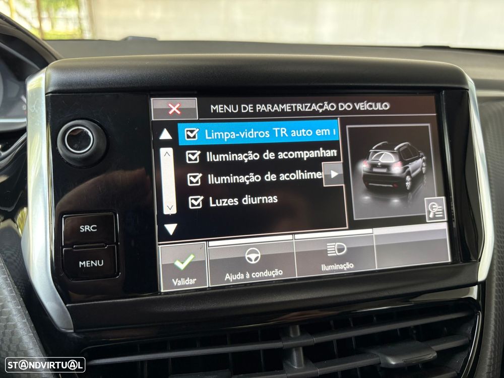 Peugeot 2008 1.2 PureTech Style - 37