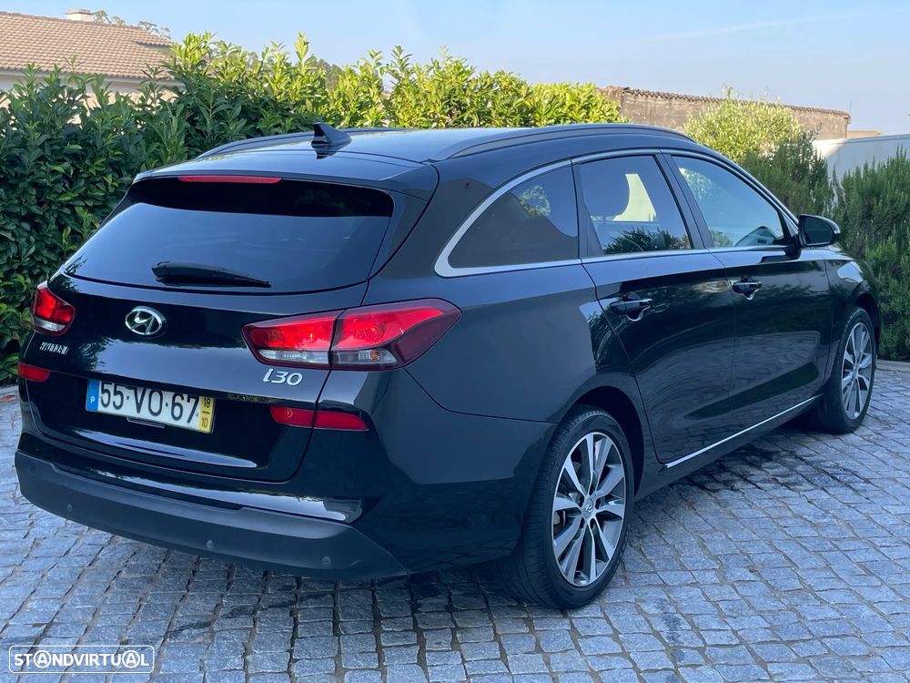 Hyundai i30 CW - 14