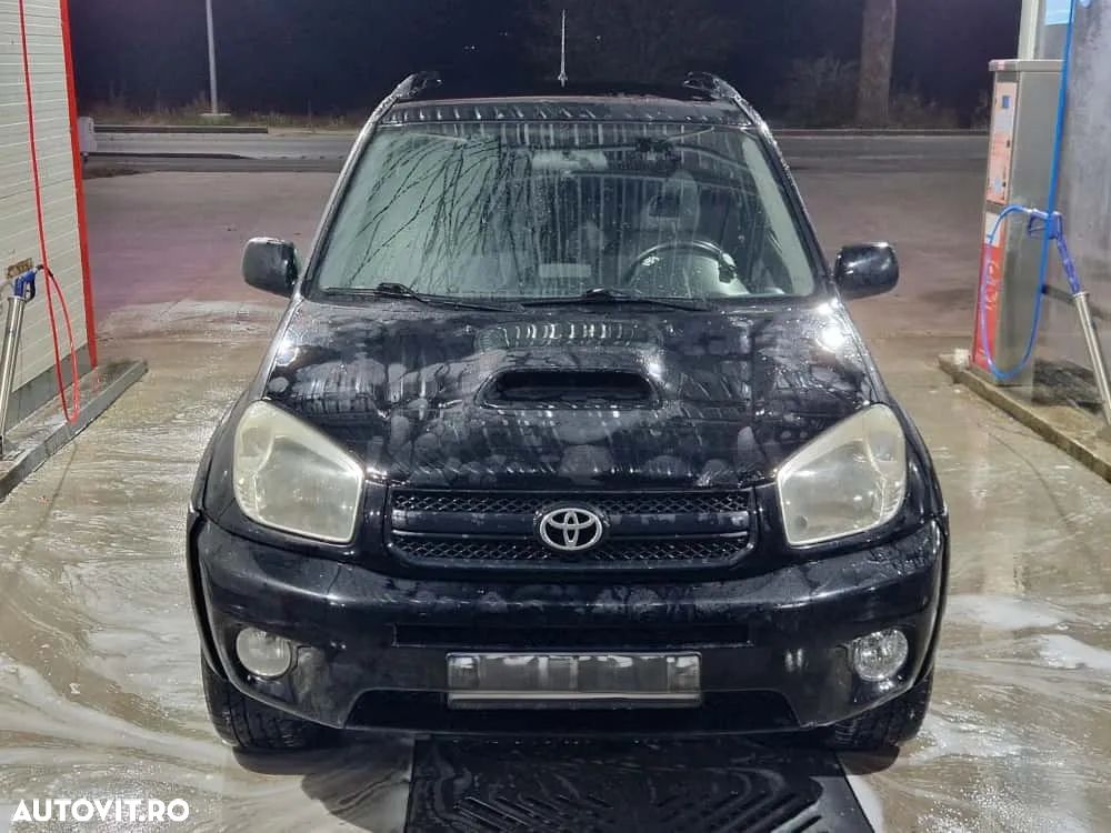 Toyota RAV4 D-4D 4x4 - 2