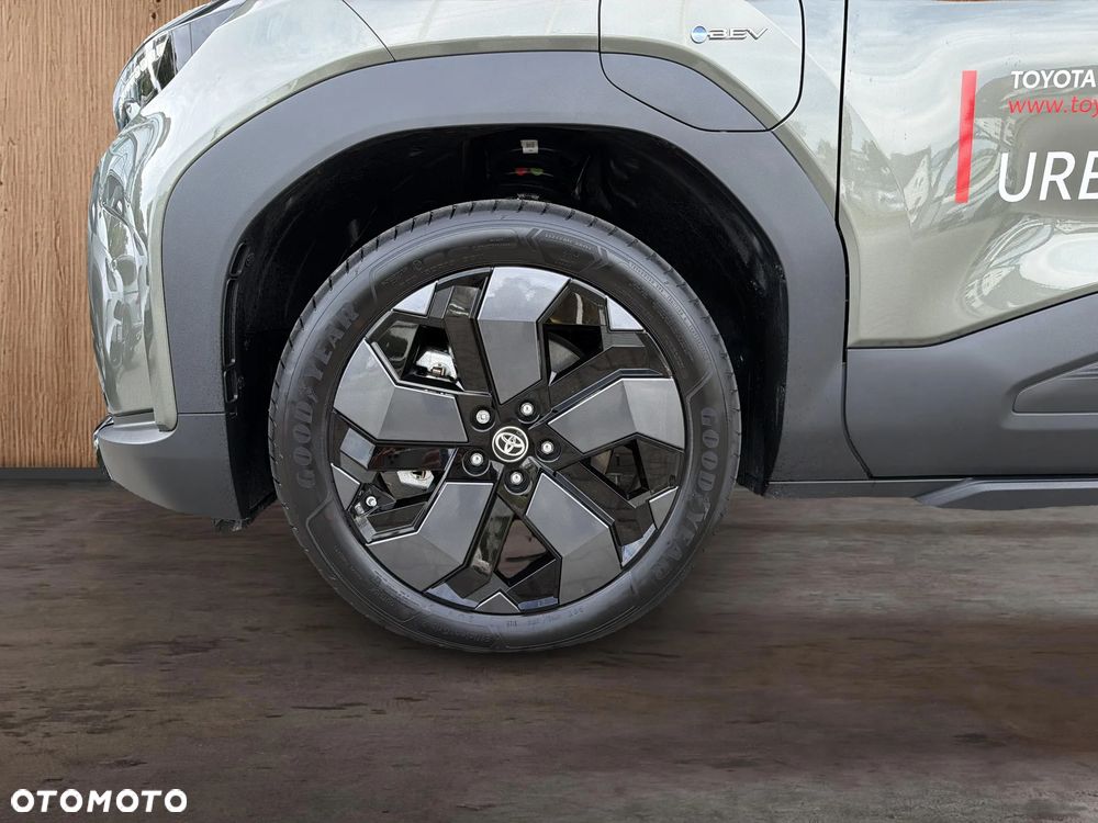 Toyota Urban Cruiser 61kWh Executive - 10