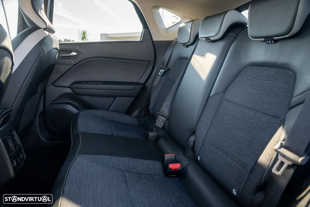 Renault Captur 1.0 TCe Exclusive Bi-Fuel - 18