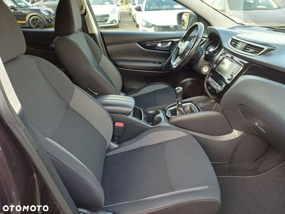 Nissan Qashqai 1.3 DIG-T N-Connecta - 11