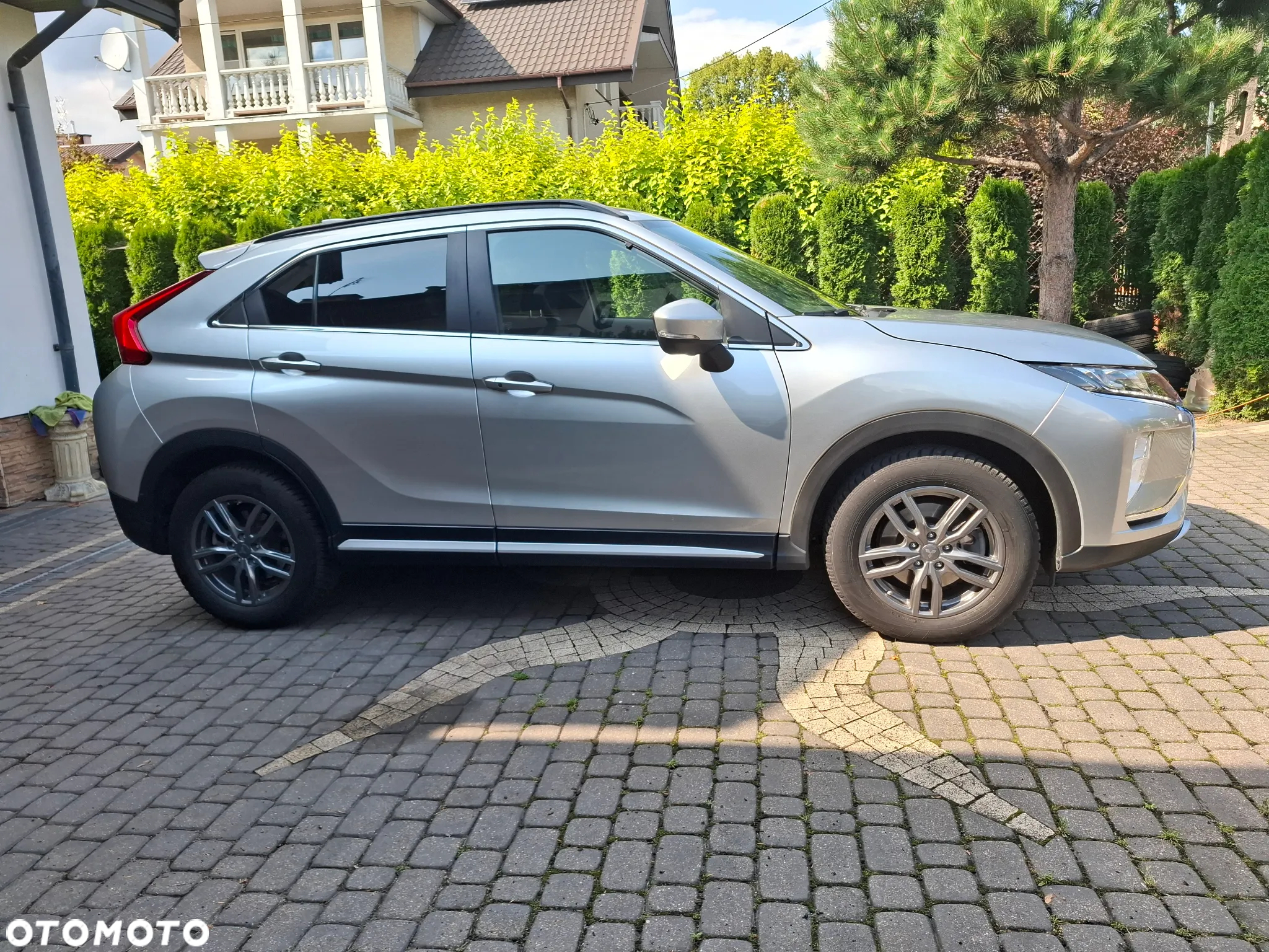 Mitsubishi Eclipse Cross 1.5 T Invite Plus CVT - 8