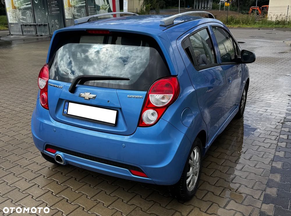 Chevrolet Spark 1.2 LTZ - 3