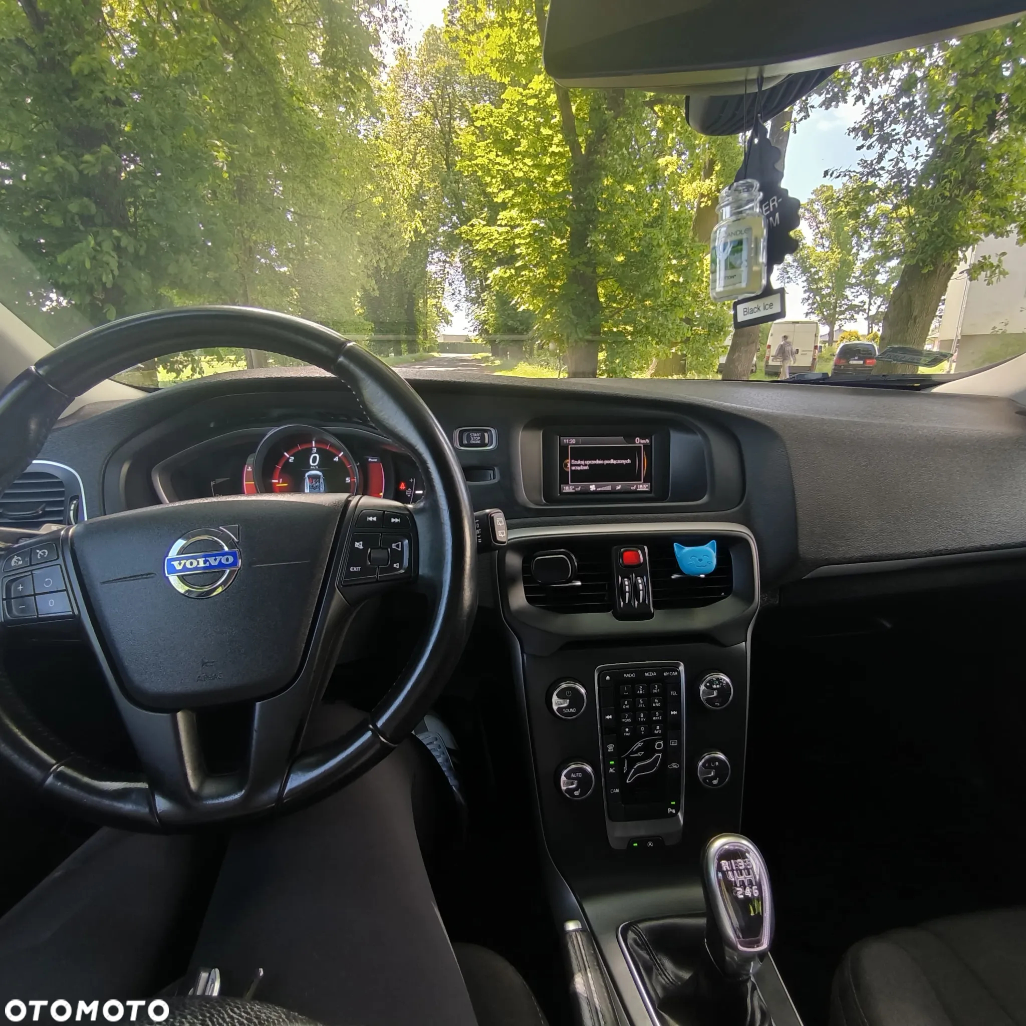 Volvo V40 D2 Kinetic - 14