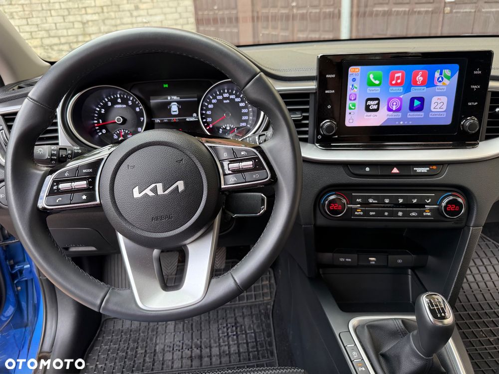 Kia Ceed 1.5 T-GDI M - 13