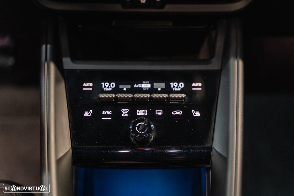 Porsche Macan Electric - 20