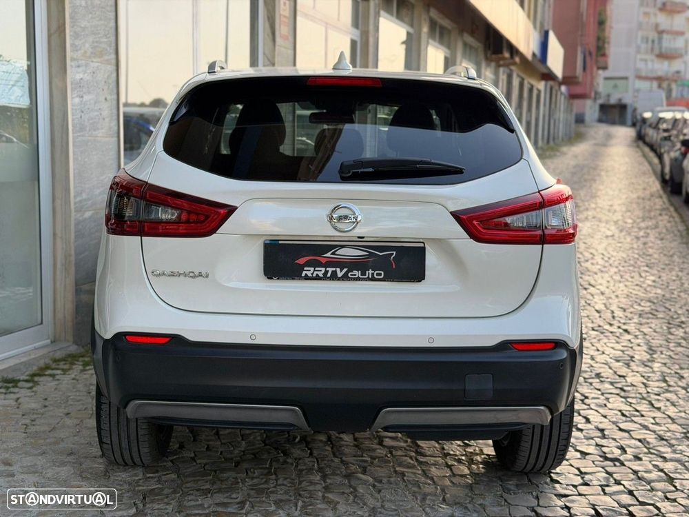 Nissan Qashqai 1.5 dCi N-Connecta J18 - 14