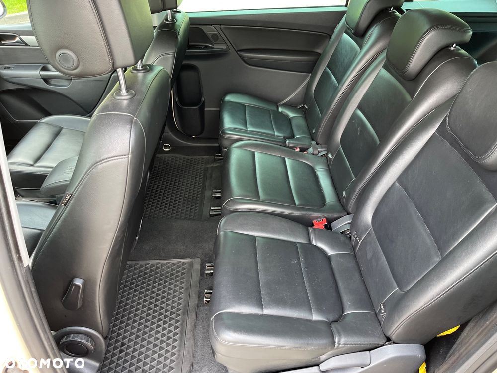 Volkswagen Sharan 2.0 TDI Comfortline DSG - 10