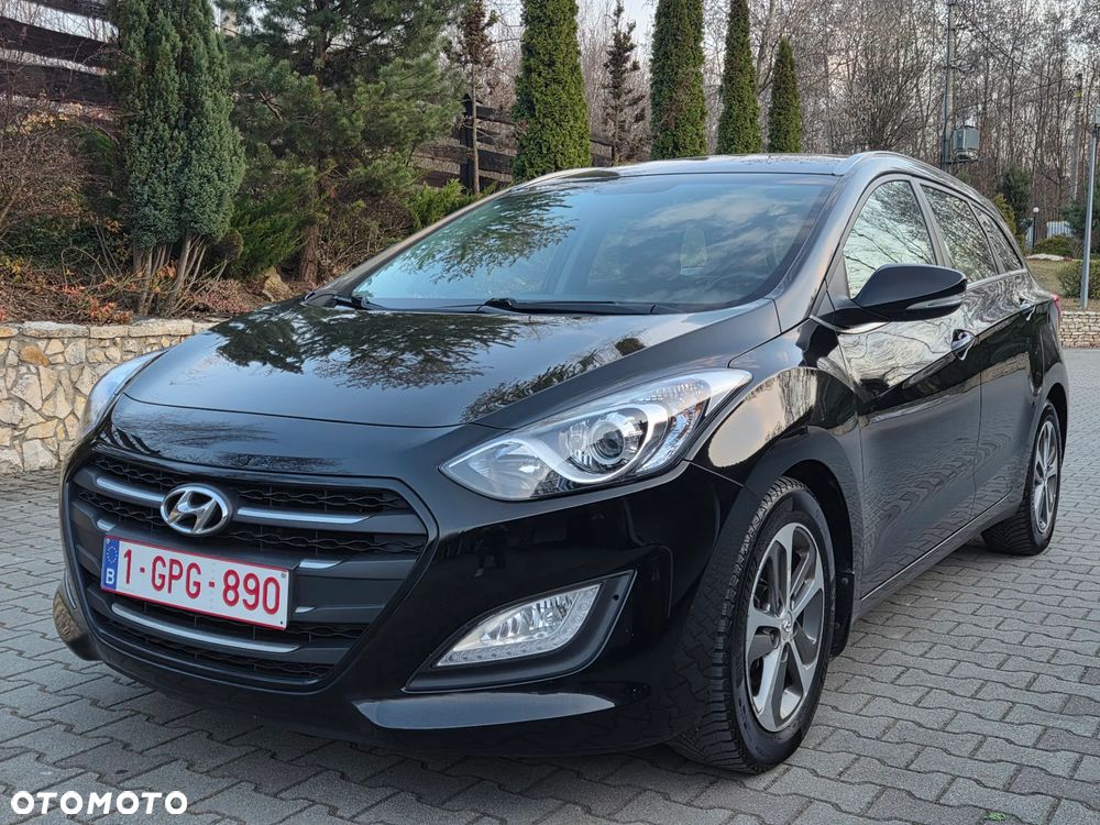 Hyundai i30 Kombi 1.6 GDi DCT Premium - 1