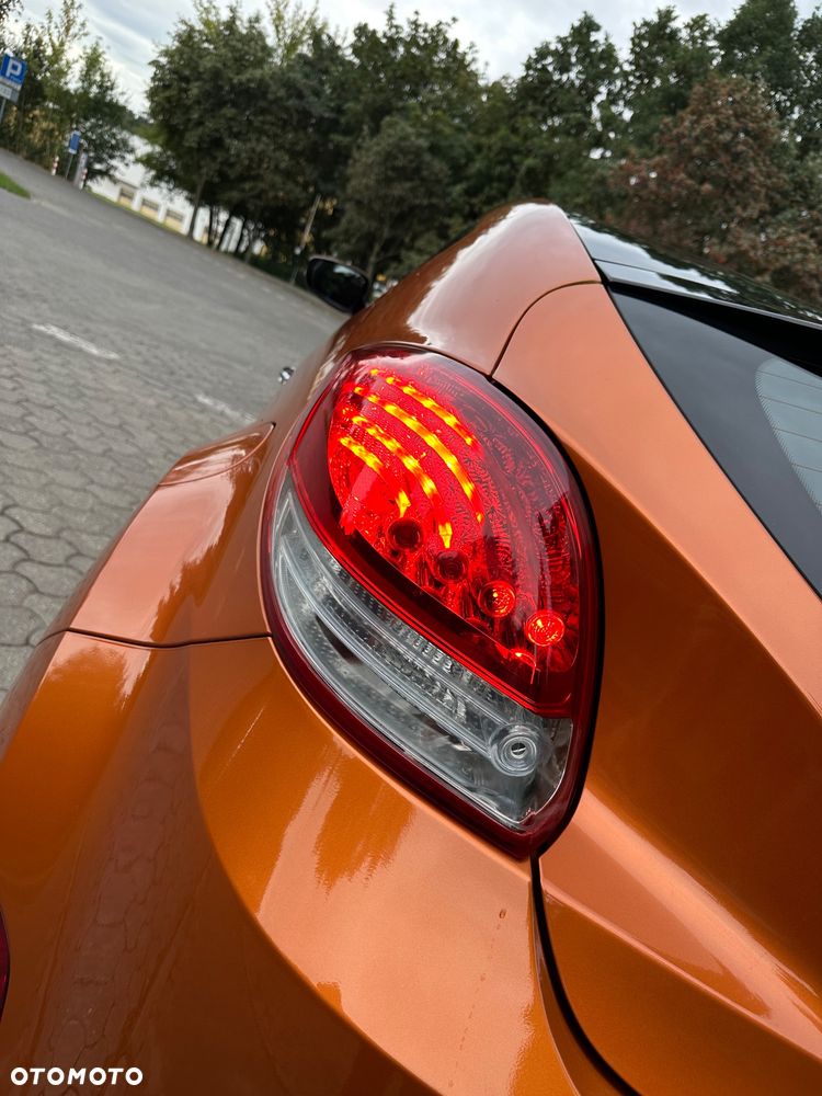 Hyundai Veloster 1.6 GDI Premium - 10