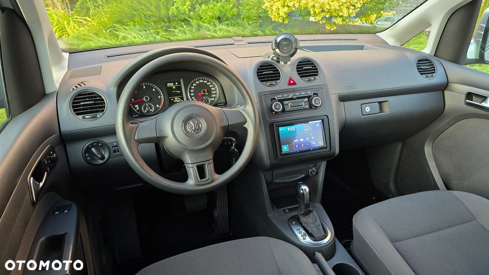 Volkswagen Caddy - 10