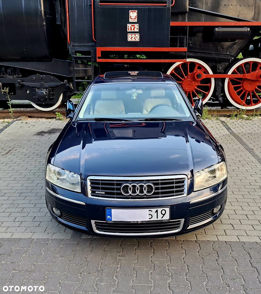 Audi A8 4.2 Quattro - 10