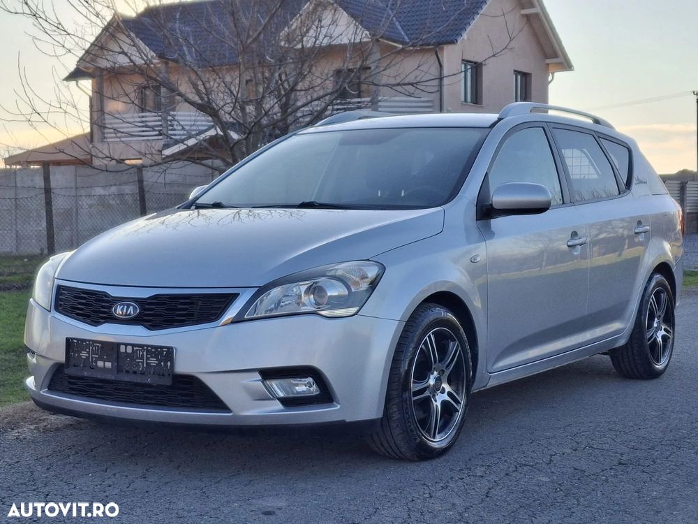 Kia Ceed 1.6 CRDi ISG Spirit - 3