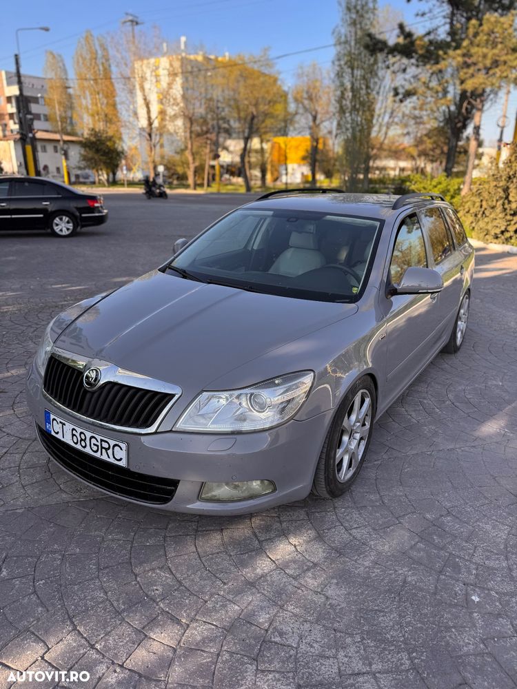 Skoda Octavia 2.0 TDI RS - 2
