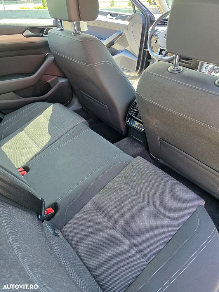 Volkswagen Passat 1.5 TSI ACT DSG Comfortline - 18